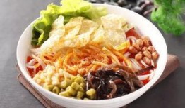 螺蛳粉酸豇豆爆料视频,揭秘网红美食背后的秘密